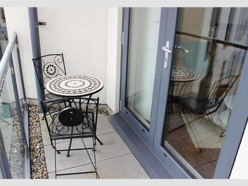 New Central Woking 1 and 2 Bedroom Apartments with Free Gym, close to Train Station image 37